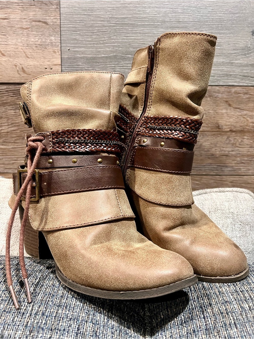 Jellypop taupe ankle boots size 8